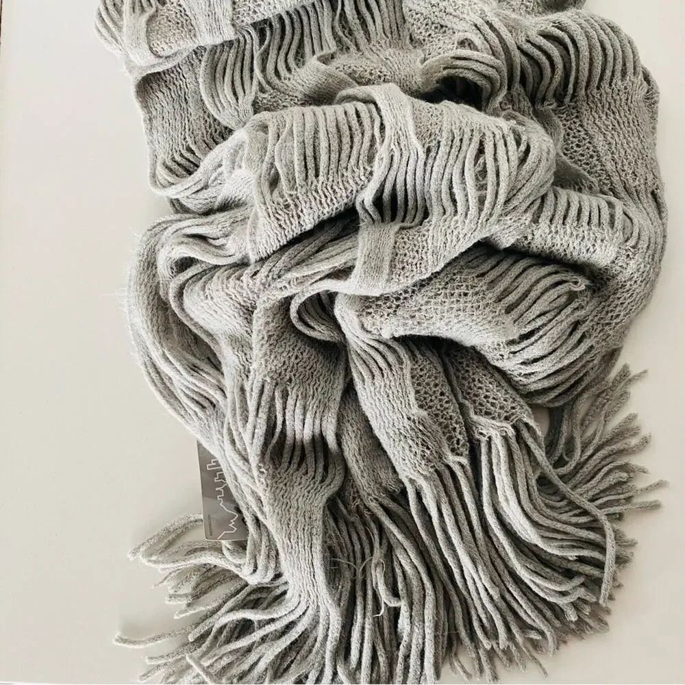 NEW NORDSTROM Grey Silver Chunky Open Knit Tassel Woven Classic Scarf Wrap